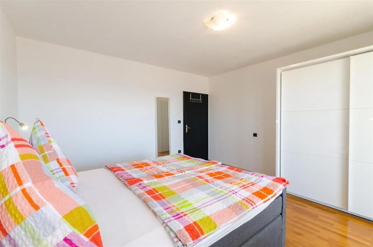 Stepusin Apartment Crikvenica 0*,  Croatia