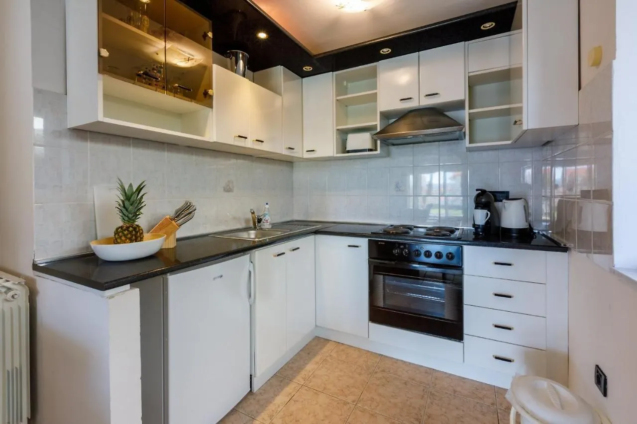 Stepusin Apartment Crikvenica 0*,